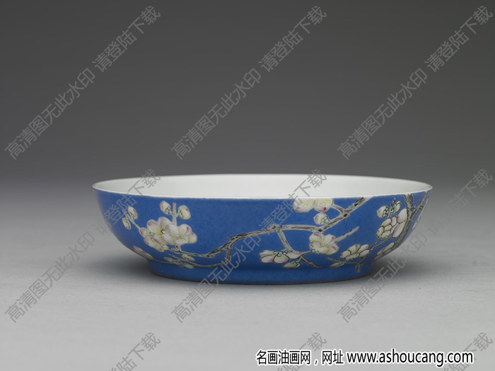 清雍正 琺瑯彩瓷藍(lán)地白梅碟 高清大圖下載