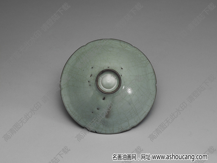 南宋 官窯青瓷葵口茶盞 高清大圖下載